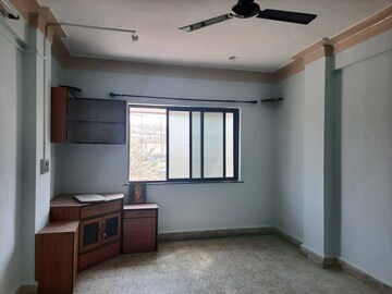 Room in 2 BHK Builder Floor at Ganesh Baug, Sinhagad Road – for Rent