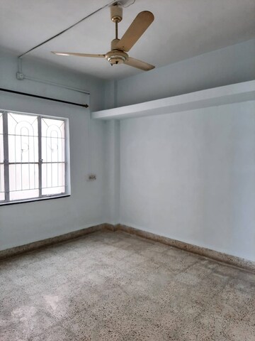 Room in 2 BHK Builder Floor at Ganesh Baug, Sinhagad Road – for Rent