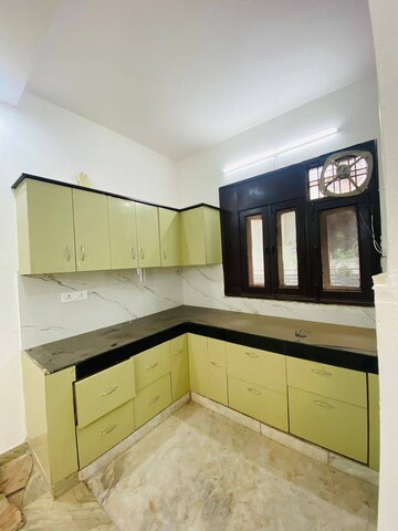 Kitchen in 3.5 BHK Builder Floor at Sector 85 – for Rent