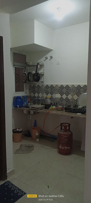 2 BHK Apartment For Rent in Signature Global Proxima, Sector 89