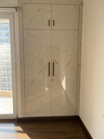Room in 3 BHK Apartment at ATS Nobility, Sector 4, Greater Noida – for Rent