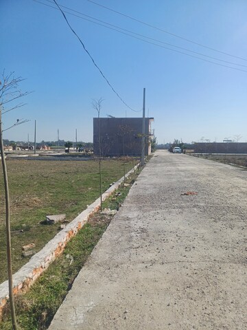  Plot For Sale in Jewar