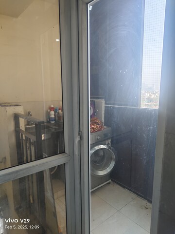 Bathroom in 3 BHK Apartment at Vatika City, Sector 49 – for Rent