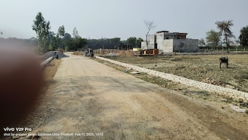  Plot – Exterior View View at Jankipuram Extension - for Sale