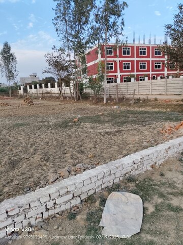  Plot – Exterior View View at Jankipuram Extension - for Sale