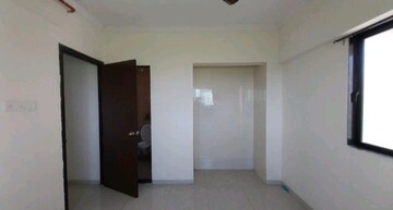 Room in 1 BHK Apartment at Raunak Unnathi Woods Phase 7 A And B, Ghodbunder Road – for Sale