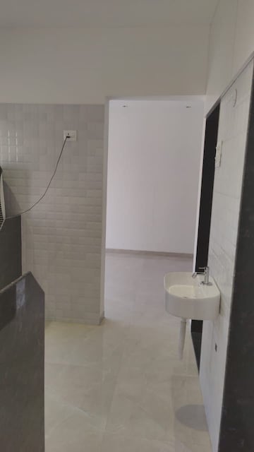 Bathroom in 4 BHK Apartment at Vasundhara Sector 1 – for Rent