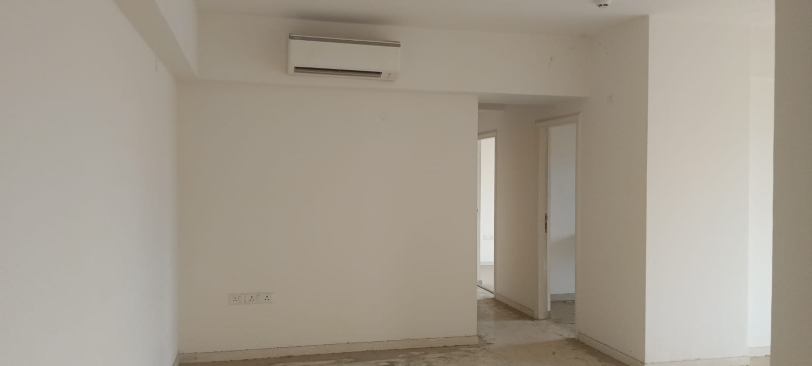 4 BHK + Pooja Room,Servant Room Apartment For Sale in M3M Latitude