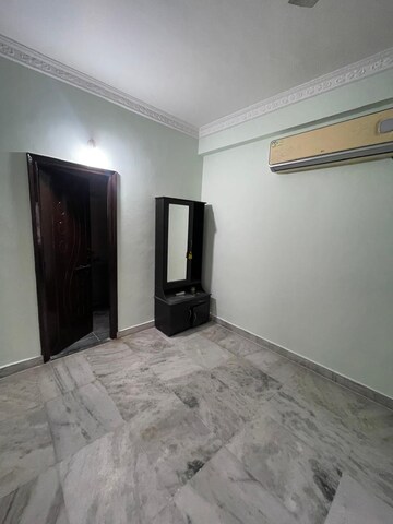 Room in 3 BHK Apartment at Bhanu Township, Hafeezpet – for Rent