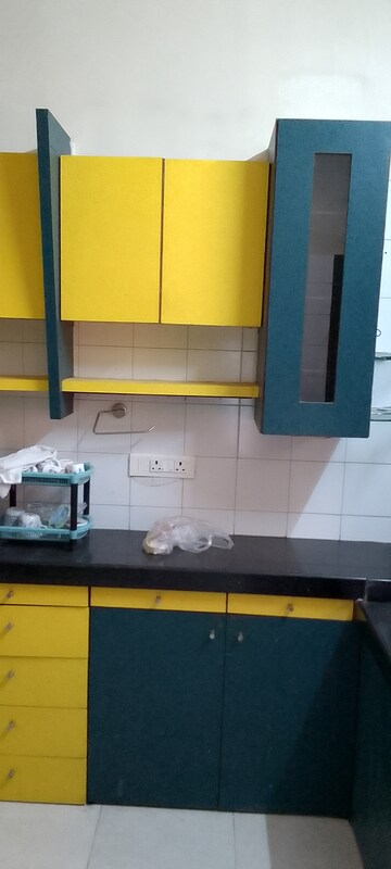 Kitchen in 1.5 BHK Apartment at Siddhi Aura, Andheri East – for Rent