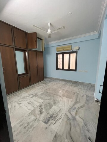 Room in 3 BHK Apartment at Bhanu Township, Hafeezpet – for Rent