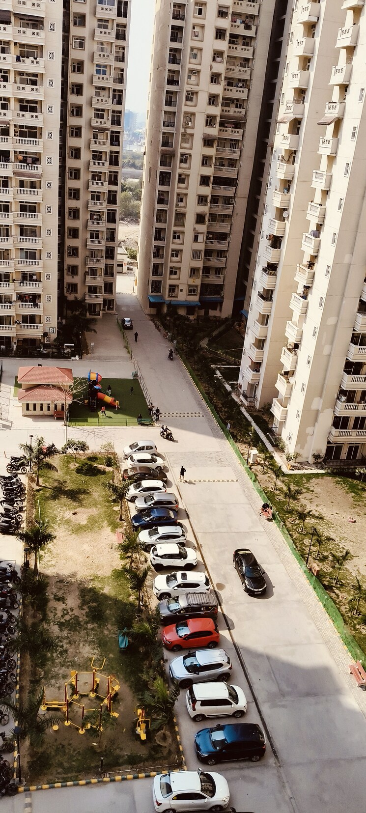 Exterior View, amrapali-silicon-city 4 Bedroom 2410 Sq.Ft. Apartment In Sector 76 Noida 8223111