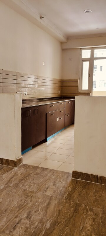 Kitchen in 4 BHK Apartment at Amrapali Silicon City, Sector 76 – for Sale