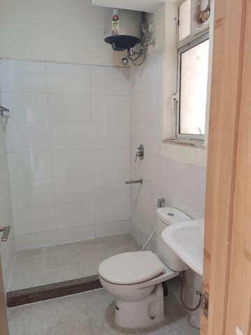 Bathroom in 4 BHK Apartment at DLF Express Greens, Manesar Sector 1a – for Rent