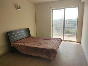Bedroom in 4 BHK Apartment at DLF Express Greens, Manesar Sector 1a – for Rent
