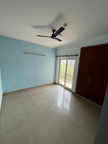 Room in 3 BHK Apartment at Samridhi Luxuriya Avenue, Sector 150 – for Sale