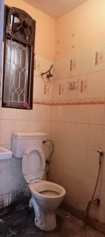 Bathroom in 1 BHK Builder Floor at Panchsheel Vihar – for Rent