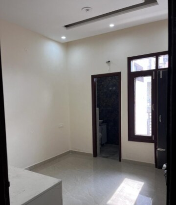 Room in 3 BHK Builder Floor at Dhakoli Village – for Sale