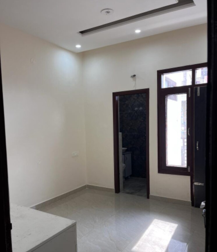 Room, dhakoli village 3 Bedroom 1250 Sq.Ft. Builder Floor In Dhakoli Village Zirakpur 8223451