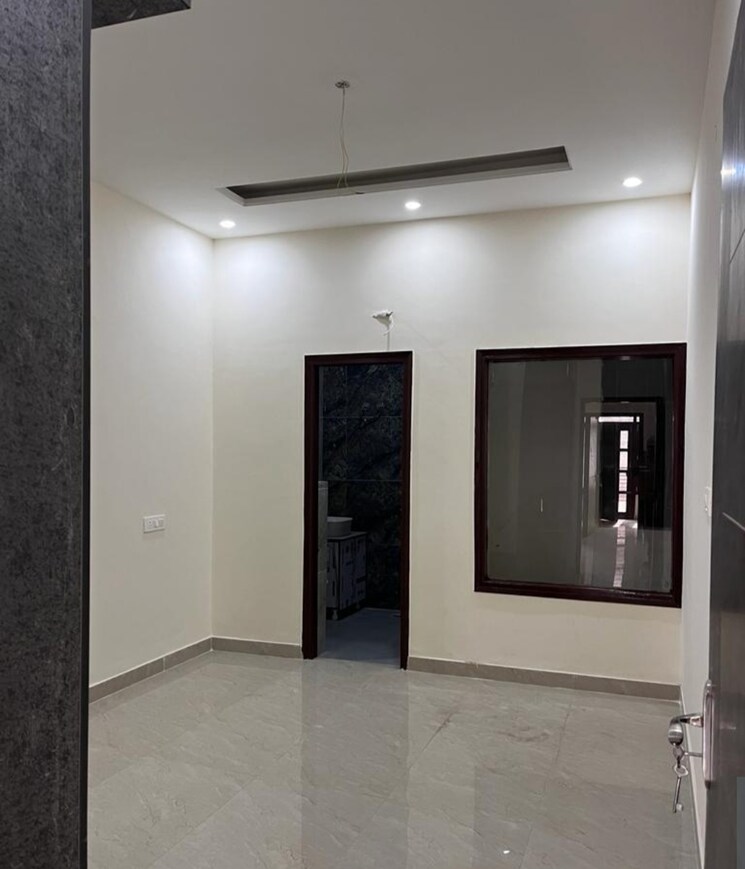 Room, dhakoli village 3 Bedroom 1250 Sq.Ft. Builder Floor In Dhakoli Village Zirakpur 8223451
