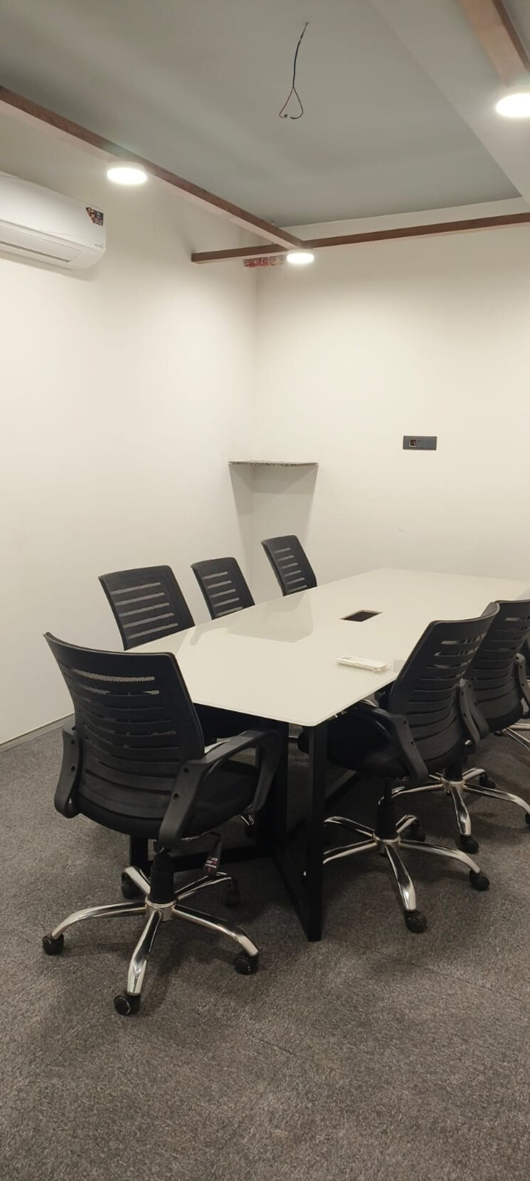 Team Area, lotus-link-square-andheri-west Commercial Office Space 802 Sq.Ft. In Andheri West Mumbai 8223334