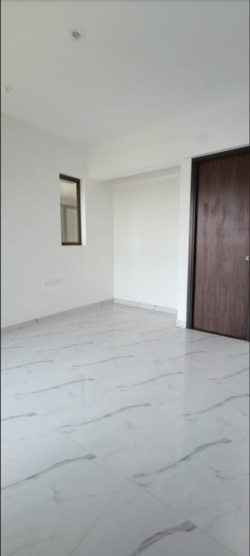 Room in 2 BHK Apartment at Raymond Ten X Vibes, Jk Gram – for Sale