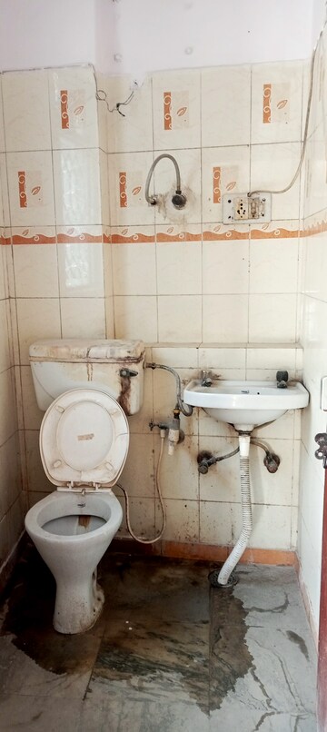 Bathroom in 1 BHK Builder Floor at Panchsheel Vihar – for Rent