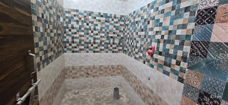 Bathroom, jankipuram extension 4 Bedroom 1800 Sq.Ft. Independent House In Jankipuram Extension Lucknow 8223523