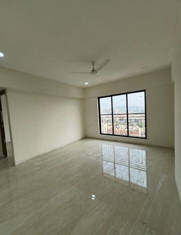 Room in 2 BHK Apartment at Godrej Urban Park, Chandivali – for Rent