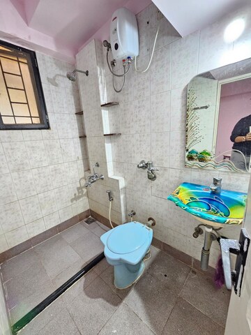 Bathroom in 2.5 BHK Apartment at Platinum Heritage, Ghodbunder Road – for Rent