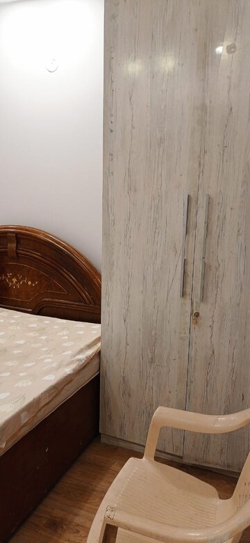 Furnished Amenities in 2 BHK Builder Floor at Sector 14 – for Rent