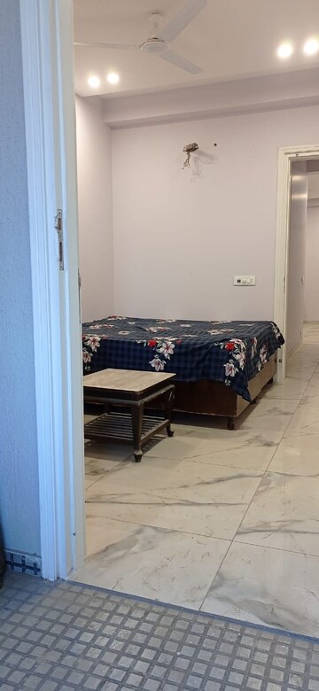 Bedroom in 2 BHK Builder Floor at Sector 14 – for Rent