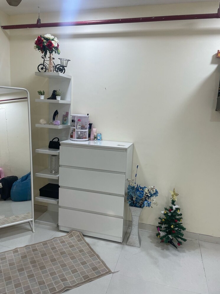 Room, a-and-o-realty-eminente 1 Bedroom 396 Sq.Ft. Apartment In Dahisar East Mumbai 8223720