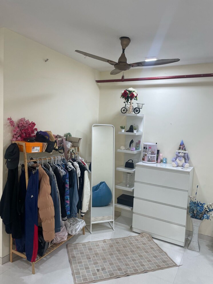 Room, a-and-o-realty-eminente 1 Bedroom 396 Sq.Ft. Apartment In Dahisar East Mumbai 8223720