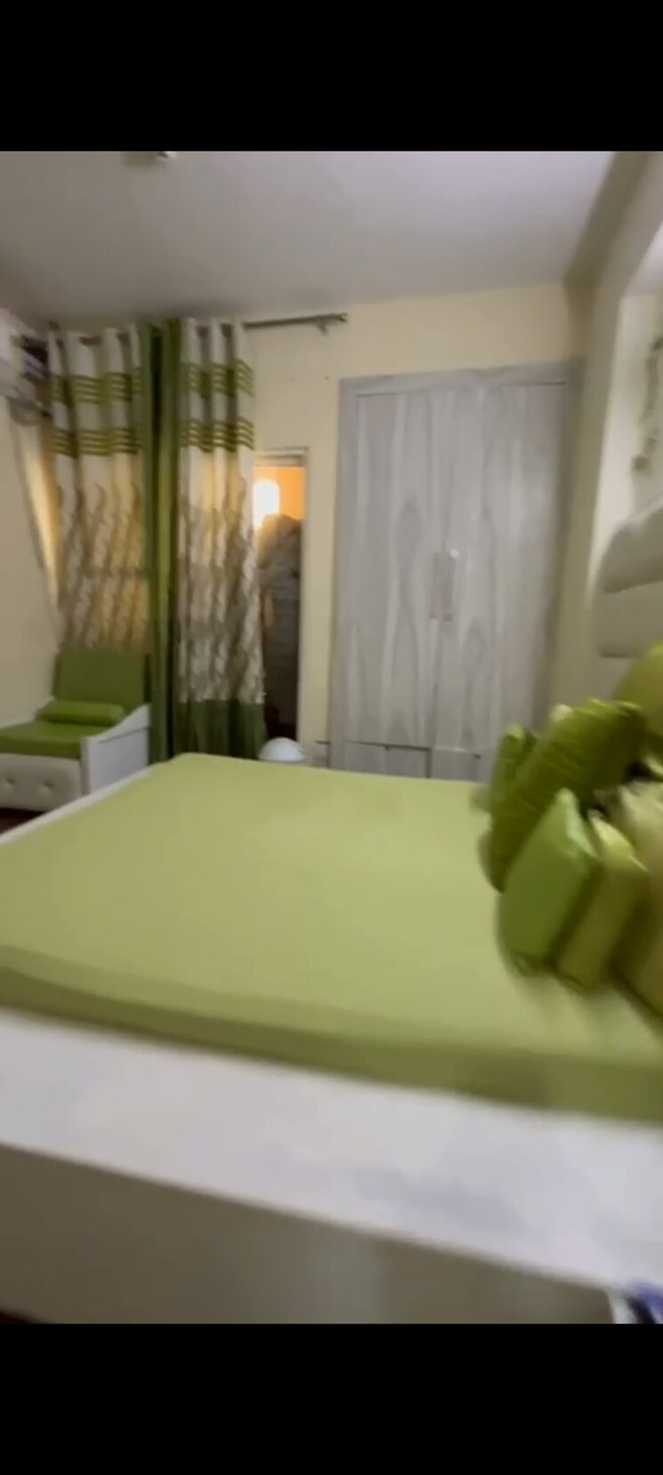 Bedroom, paras-tierea 3 Bedroom 1695 Sq.Ft. Apartment In Sector 137 Noida 8223686