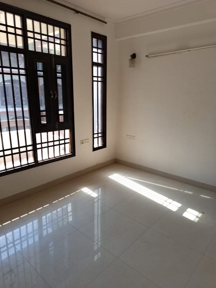 Room, palam-vihar-residents-association 3 Bedroom 1400 Sq.Ft. Builder Floor In Palam Vihar Gurgaon 8224290
