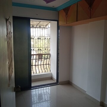 Room in 3 BHK Apartment at Sai Vrindavan, Khadakpada – for Sale