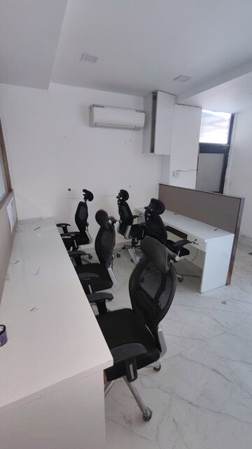 Team Area in  Office Space at Bestfield, Netaji Subhash Place – for Rent