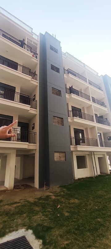 3 BHK Apartment For Rent in Amolik Sankalp, Sector 85