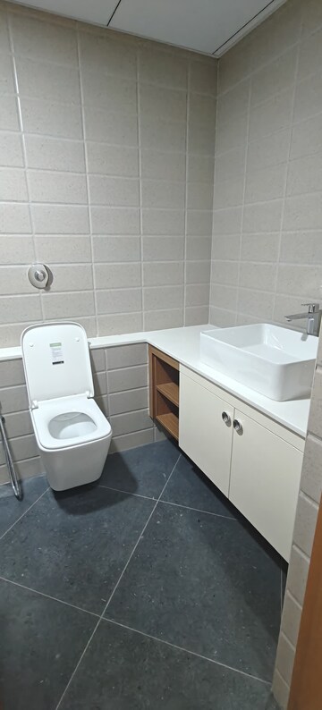 Bathroom in 3 BHK Apartment at Krishnarajapuram – for Rent