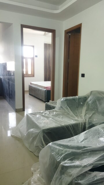 Living Room in 1 BHK Builder Floor at Paryavaran Complex – for Rent