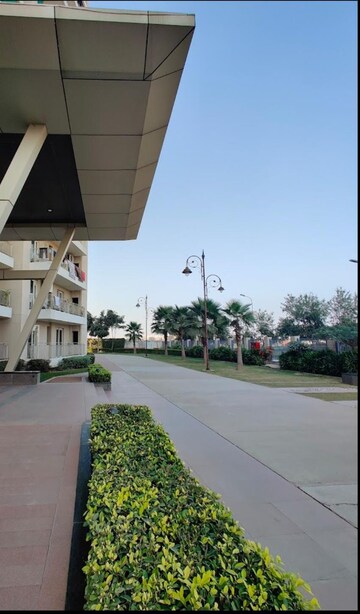 2 BHK Apartment For Sale in BPTP Discovery Park, Sector 80