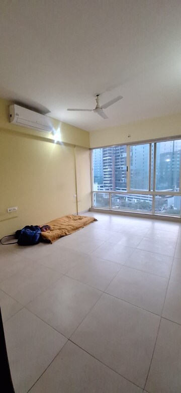 Room in 3.5 BHK Apartment at Kharadi – for Sale