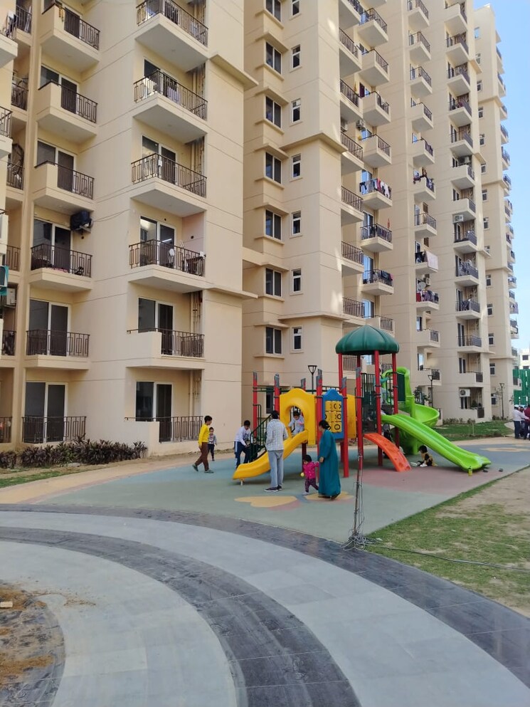 Exterior View, signature-global-city-93 2 Bedroom 691 Sq.Ft. Apartment In Sector 93 Gurgaon 8223991