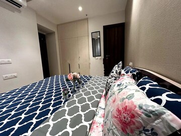 Bedroom in 1 BHK Apartment at Hiranandani Regent Hill, Powai – for Rent
