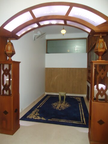 Living Room in 5 BHK Villa at Avenue Road – for Sale