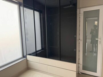 Building Lobby in 3 BHK Builder Floor at RWA Apartments Sector 40, Sector 40 – for Rent