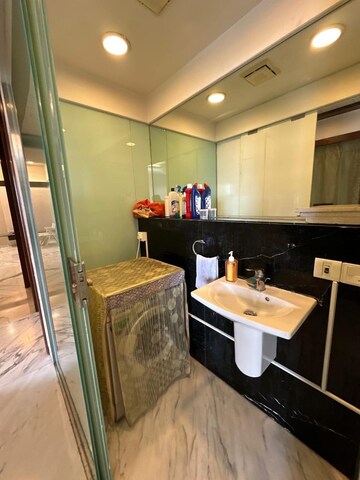 Kitchen in 4 BHK Apartment at Lodha Bellissimo, Mahalaxmi – for Rent