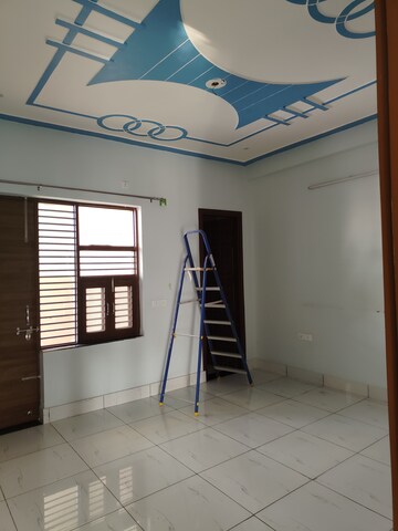 2 BHK Builder Floor For Rent in Sector 2