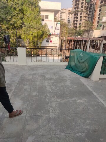 Balcony in 2 BHK Independent House at Mahanagar – for Rent